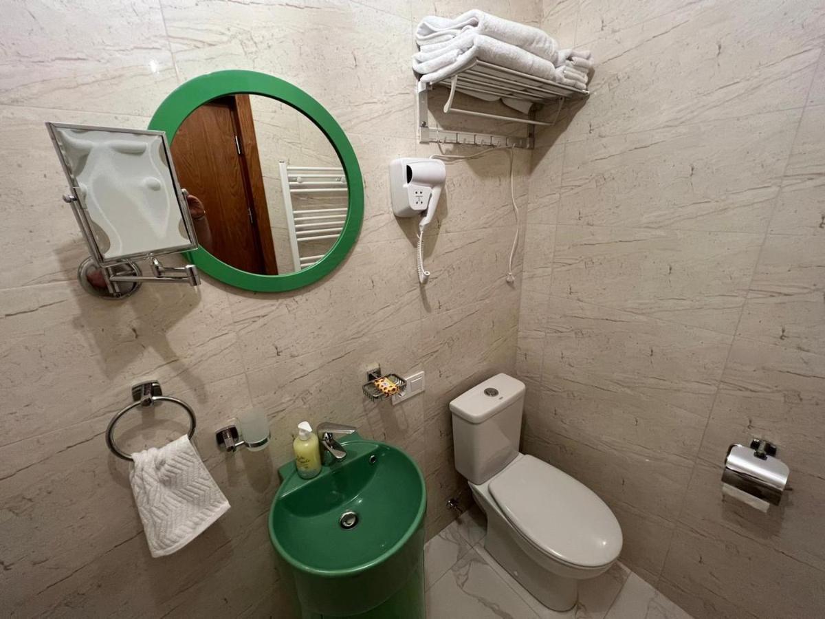 Central Park Apartments In טביליסי מראה חיצוני תמונה